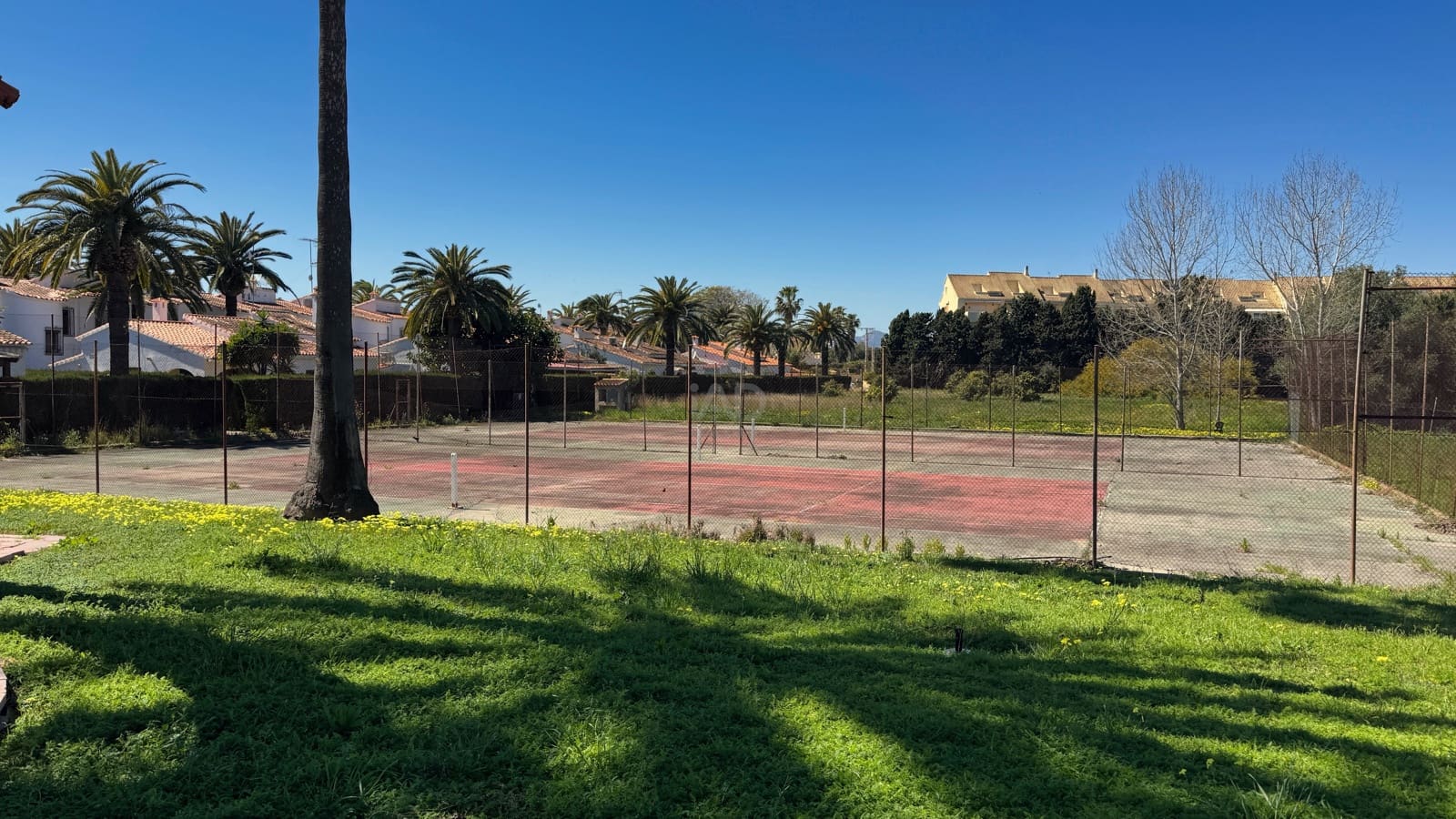 2 Zimmer Reihenhaus zu verkaufen in Alicante / Alacant Stadt mit Pool - 290.000 € (Ref: 9988177)