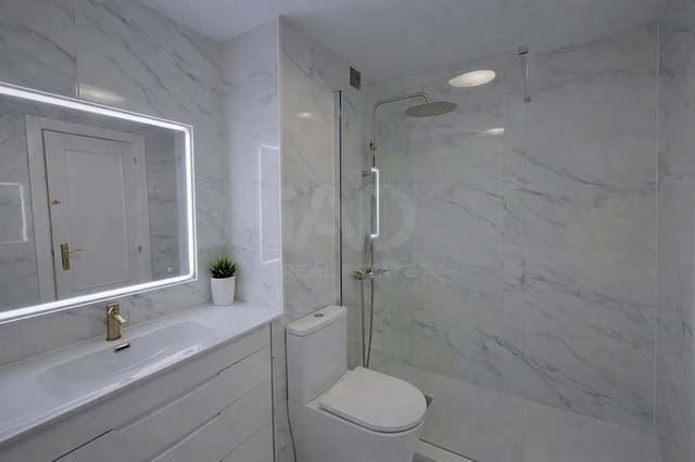4 soveværelse Lejlighed til salg i Centro Urbano, Dénia - € 259.000 (Ref: 9988178)