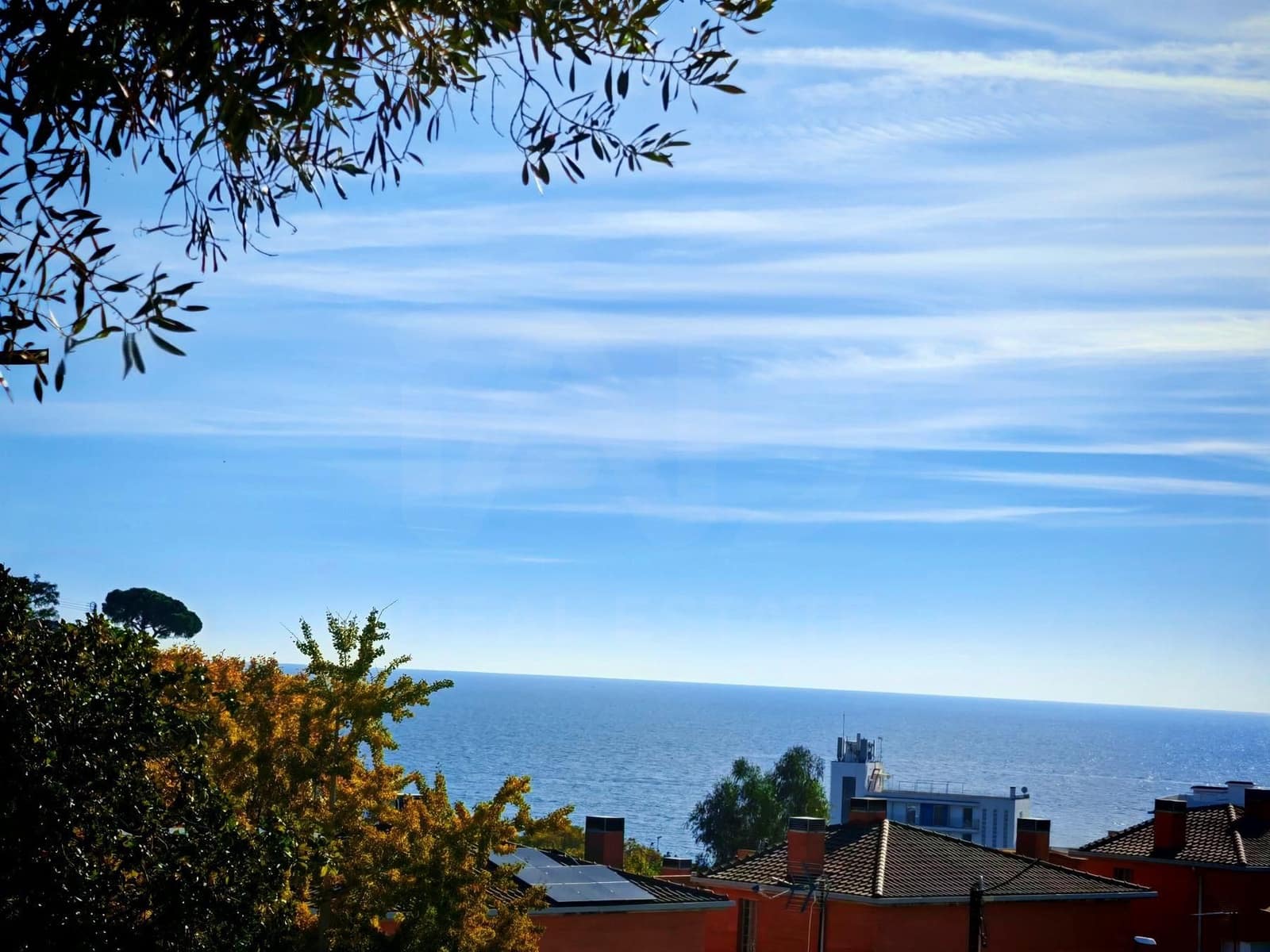 4 bedroom Townhouse for sale in Barcelona city - € 519,900 (Ref: 9988182)