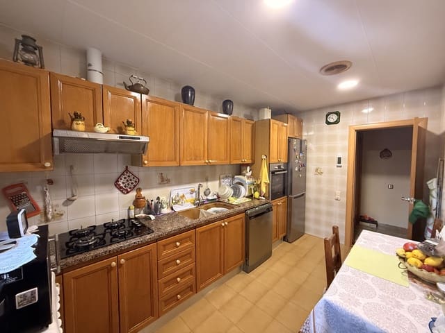 4 Zimmer Apartment zu verkaufen in Navas, Barcelona Stadt - 540.000 € (Ref: 9988183)