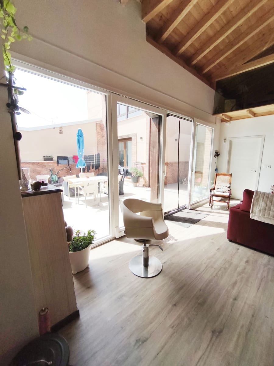 3 Zimmer Villa zu verkaufen in Cuadros mit Garage - 265.000 € (Ref: 9988185)