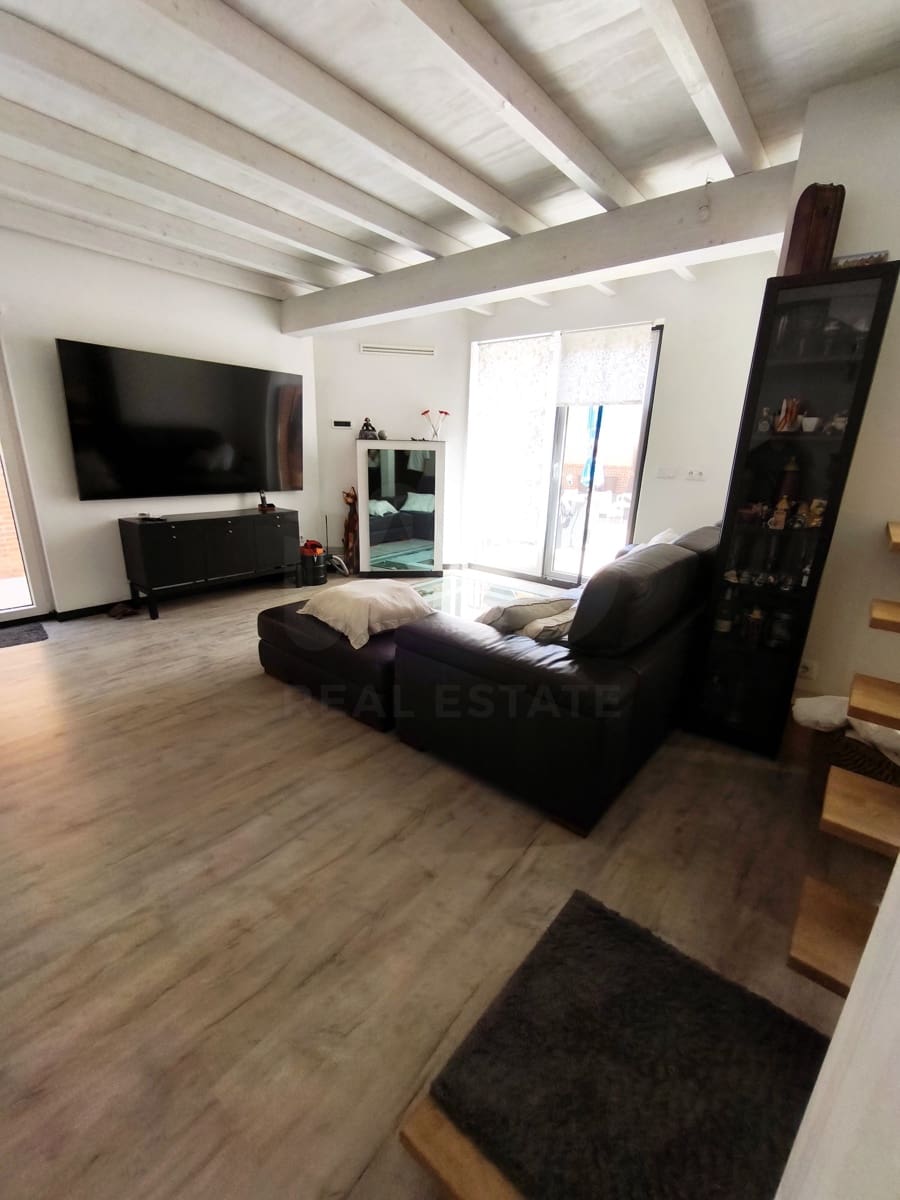 3 Zimmer Villa zu verkaufen in Cuadros mit Garage - 265.000 € (Ref: 9988185)