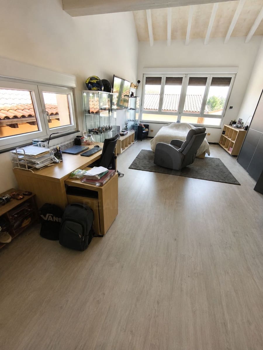 3 Zimmer Villa zu verkaufen in Cuadros mit Garage - 265.000 € (Ref: 9988185)