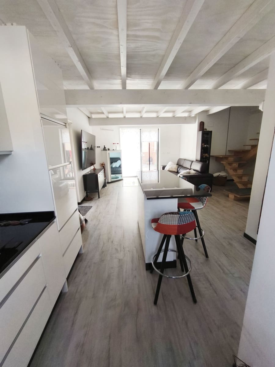 3 Zimmer Villa zu verkaufen in Cuadros mit Garage - 265.000 € (Ref: 9988185)