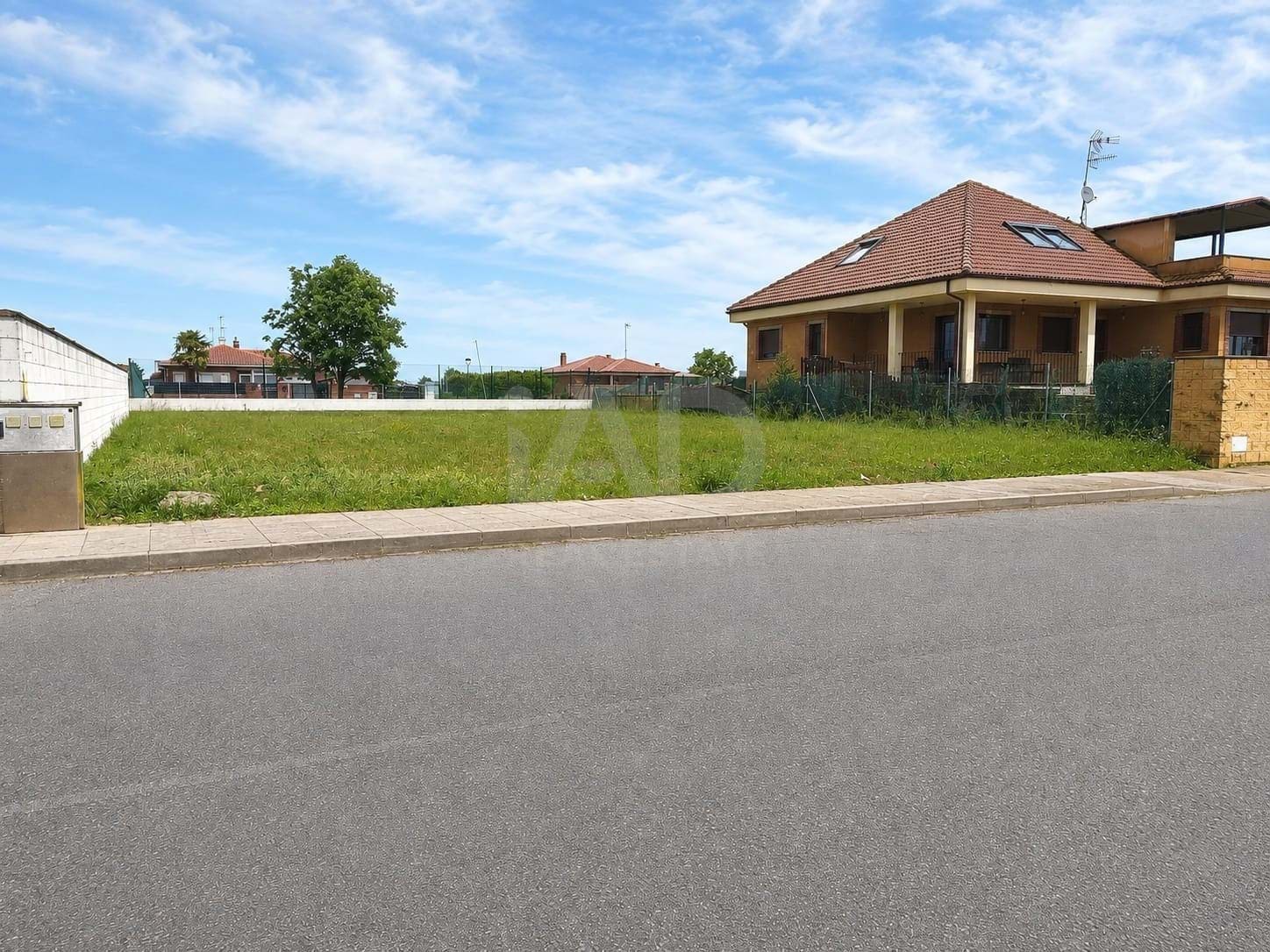 Building Plot for sale in Leon city - € 36,000 (Ref: 9988186)