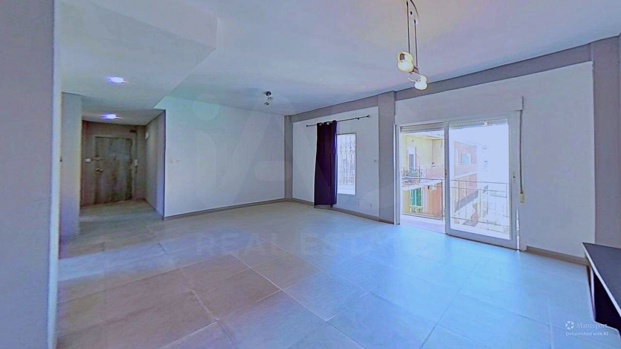 3 soveværelse Lejlighed til salg i Alicante by - € 175.000 (Ref: 9988193)