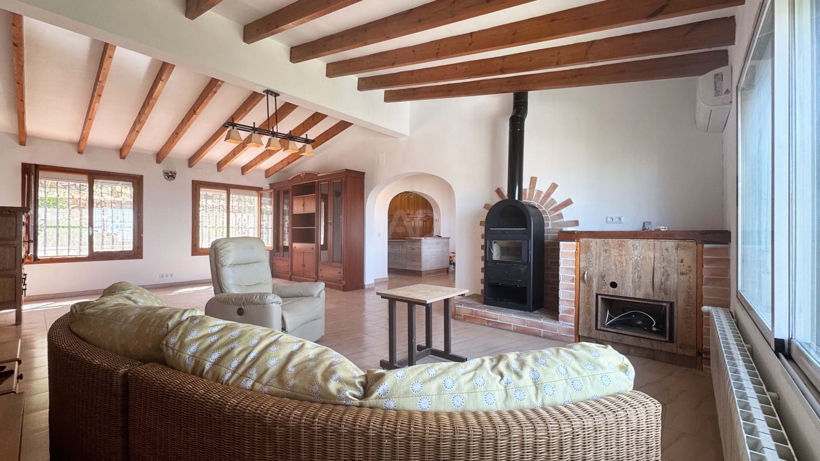4 bedroom Townhouse for sale in Alicante / Alacant city with pool garage - € 390,000 (Ref: 9988195)