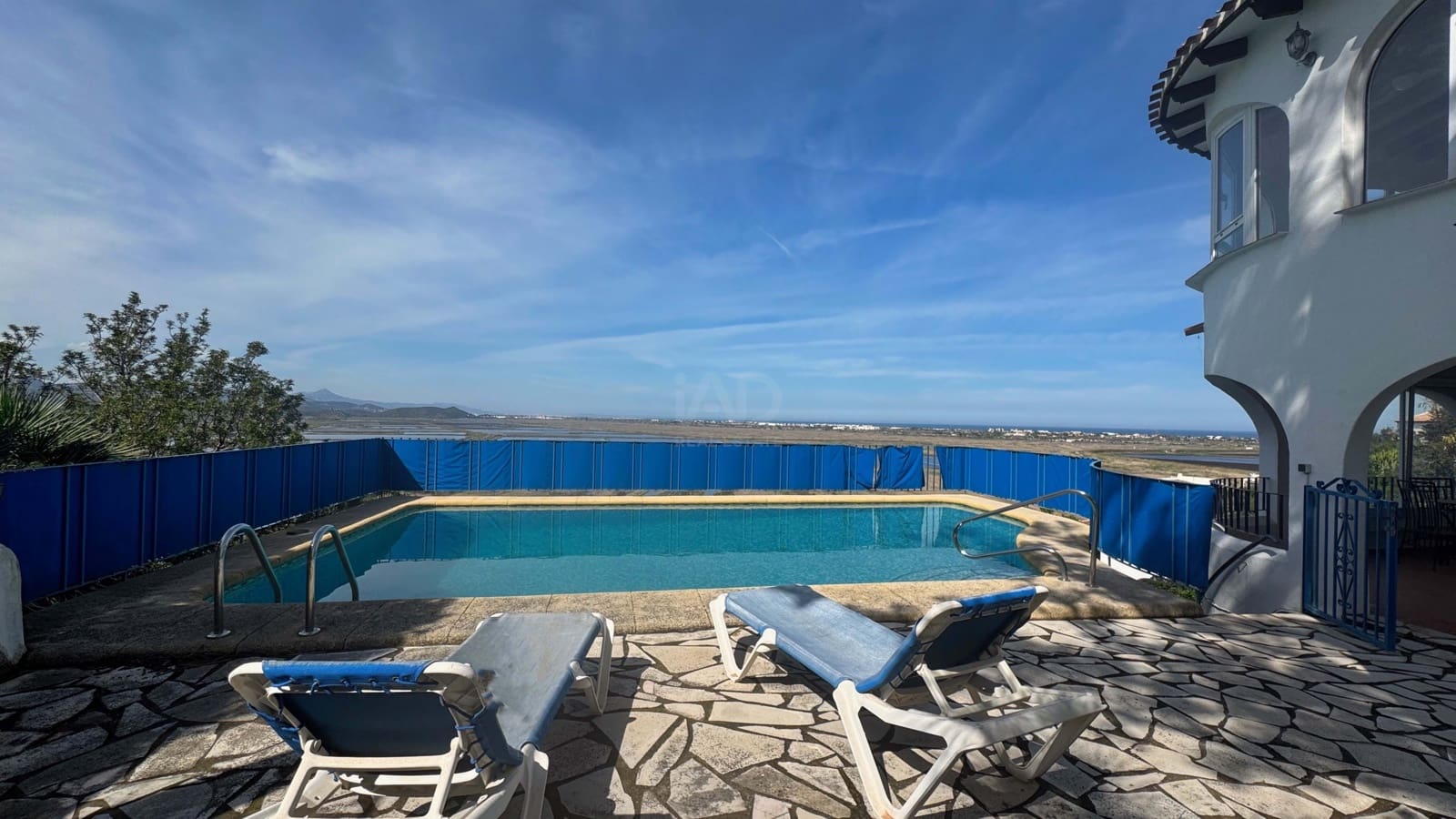 4 bedroom Townhouse for sale in Alicante / Alacant city with pool garage - € 390,000 (Ref: 9988195)