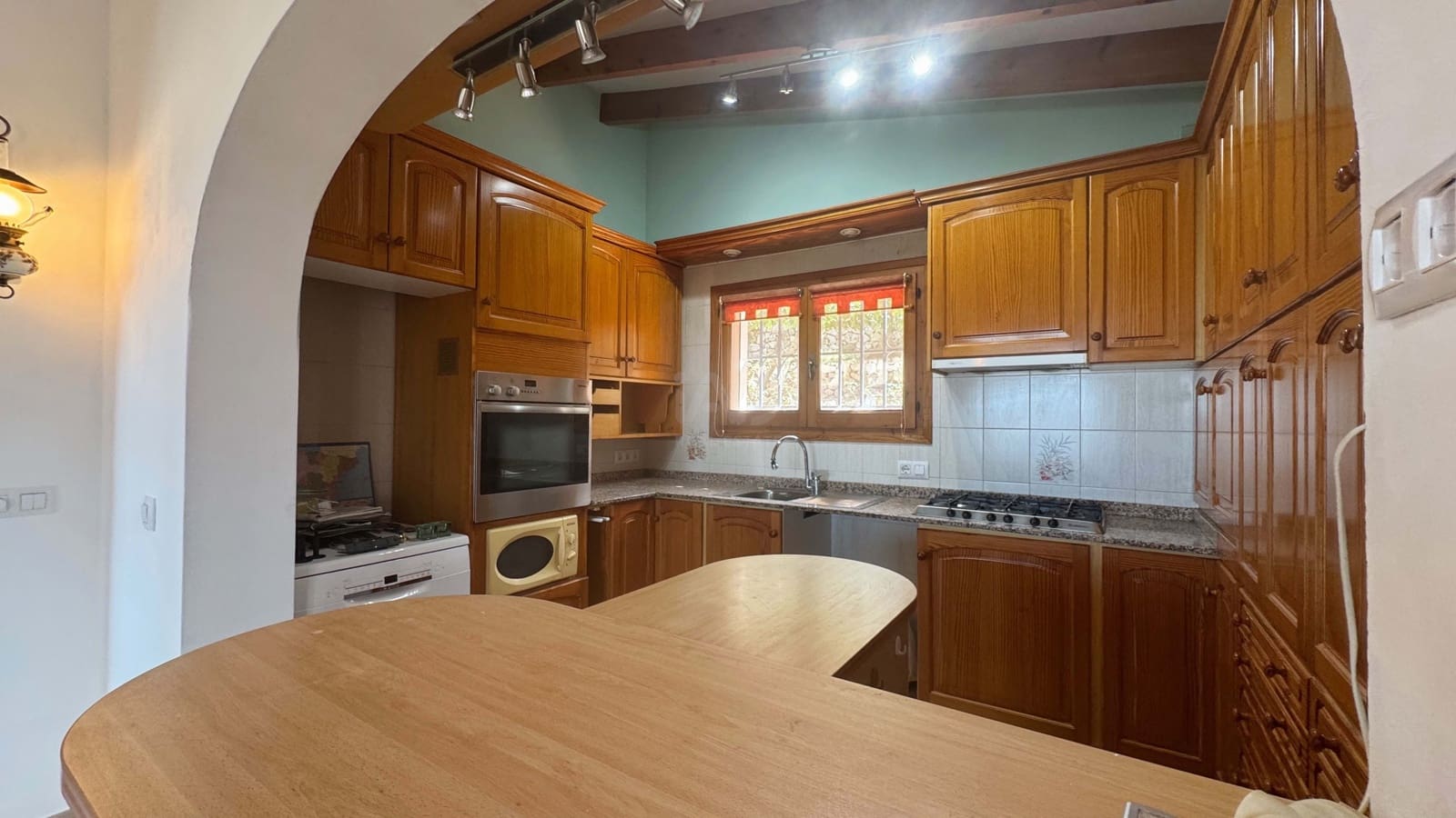 4 bedroom Townhouse for sale in Alicante / Alacant city with pool garage - € 390,000 (Ref: 9988195)