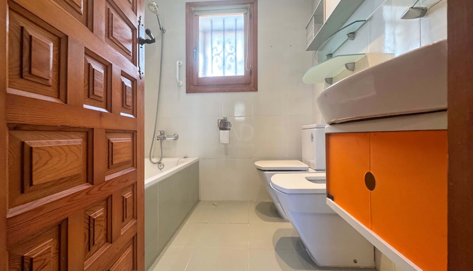 4 bedroom Townhouse for sale in Alicante / Alacant city with pool garage - € 390,000 (Ref: 9988195)