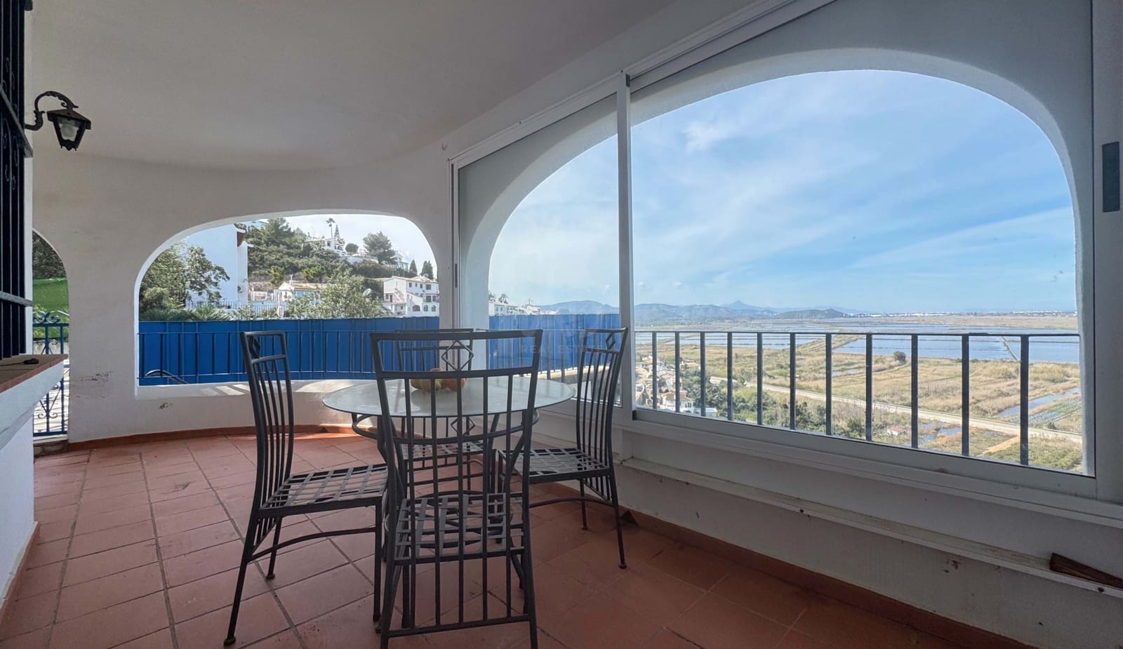 4 bedroom Townhouse for sale in Alicante / Alacant city with pool garage - € 390,000 (Ref: 9988195)