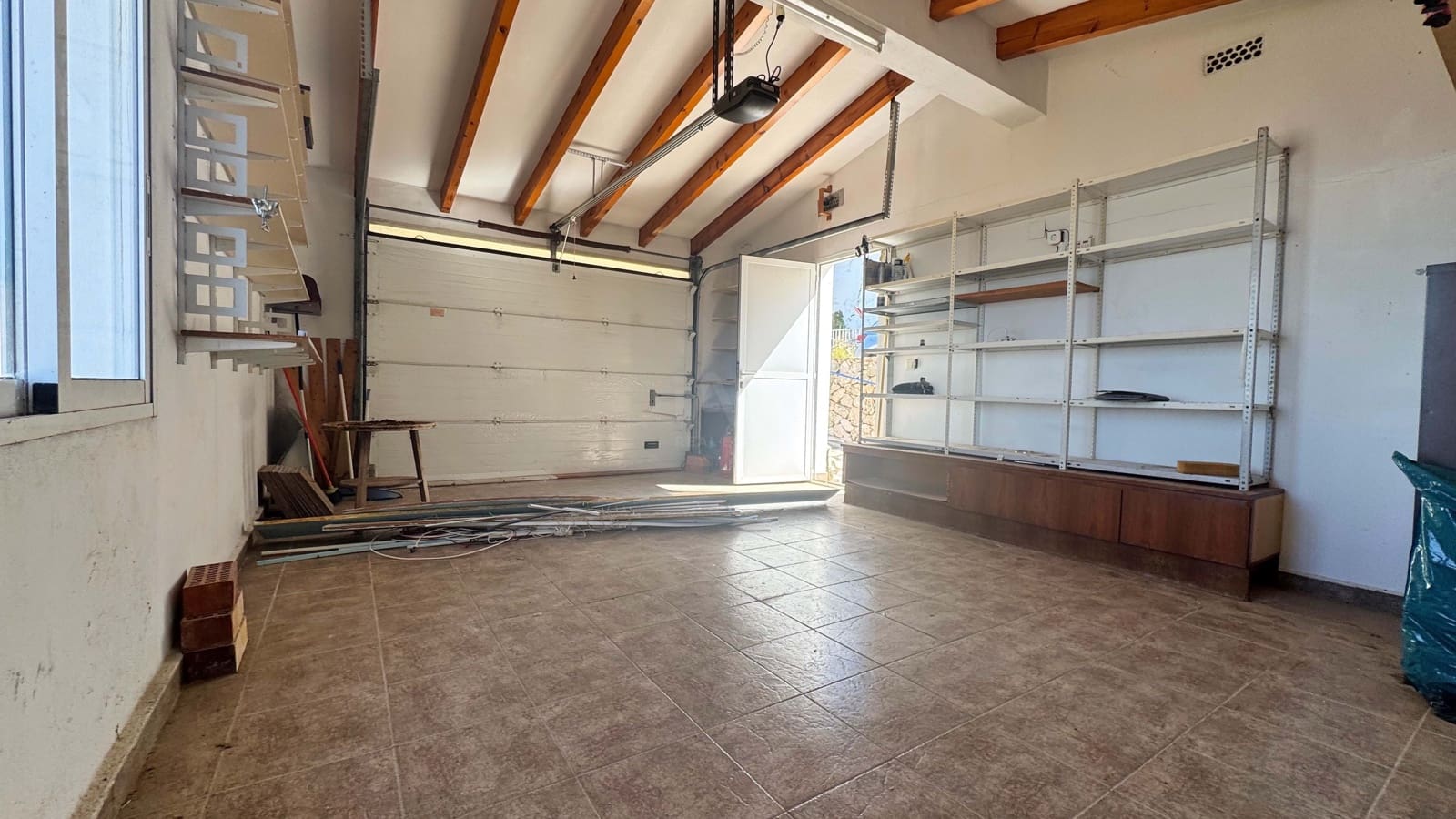 4 bedroom Townhouse for sale in Alicante / Alacant city with pool garage - € 390,000 (Ref: 9988195)