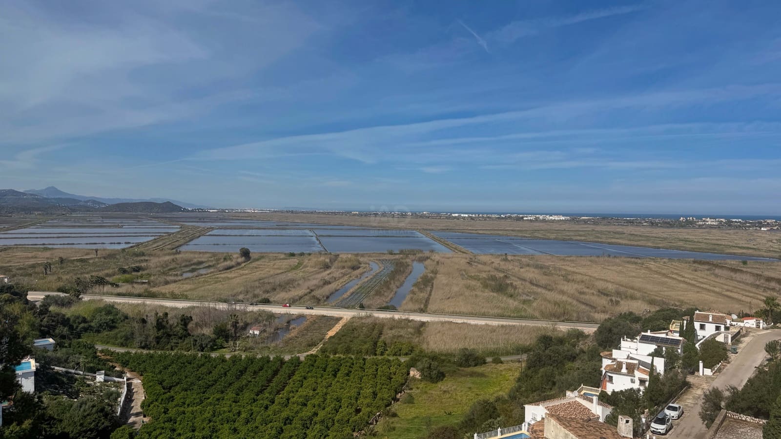 4 bedroom Townhouse for sale in Alicante / Alacant city with pool garage - € 390,000 (Ref: 9988195)