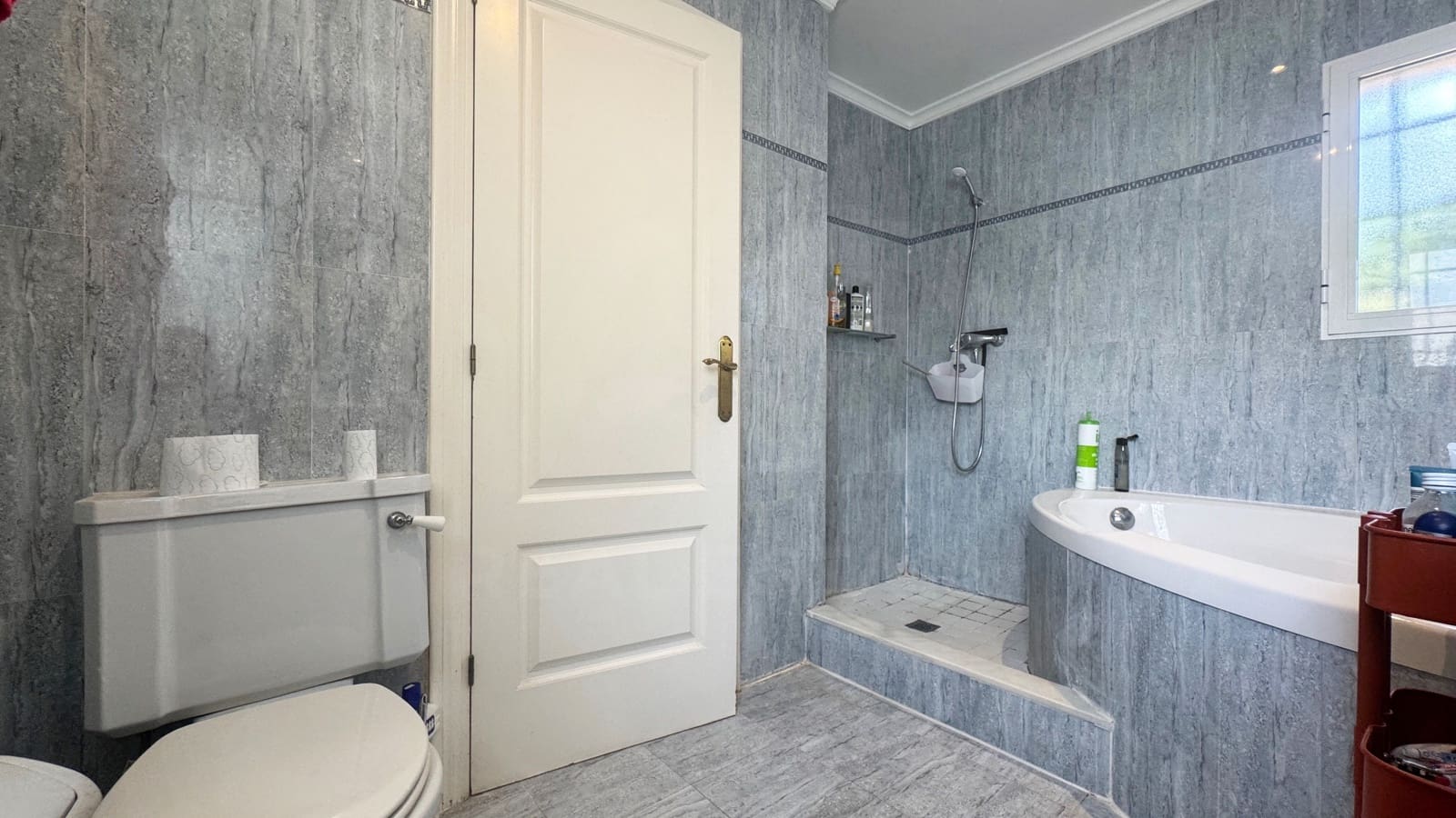 7 Zimmer Villa zu verkaufen in Rafol de Almunia mit Pool Garage - 750.000 € (Ref: 9988197)