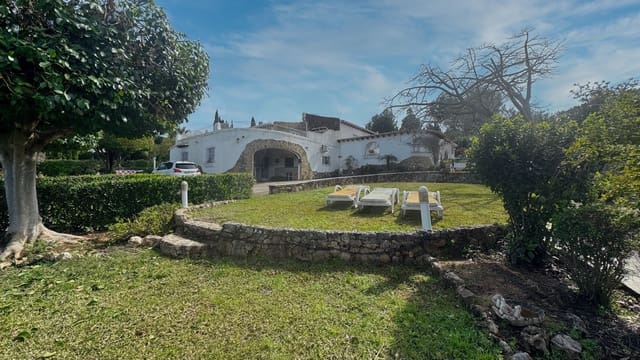 7 Zimmer Villa zu verkaufen in Ráfol de Almunia mit Pool Garage - 750.000 € (Ref: 9988197)