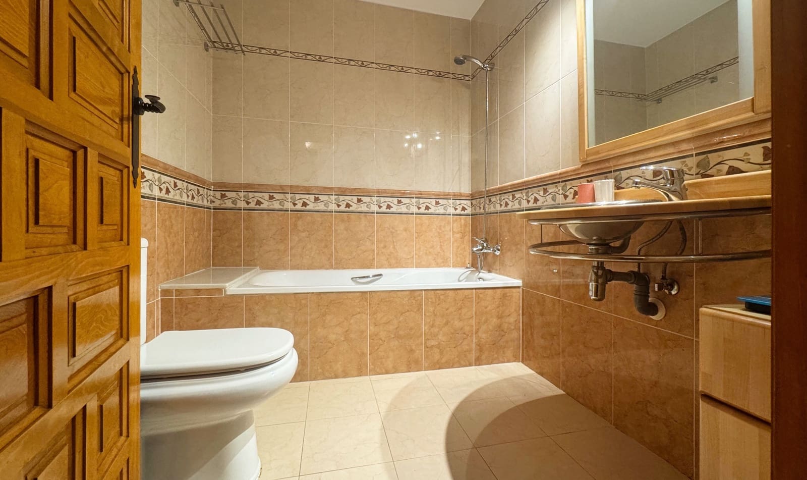 7 Zimmer Villa zu verkaufen in Rafol de Almunia mit Pool Garage - 750.000 € (Ref: 9988197)