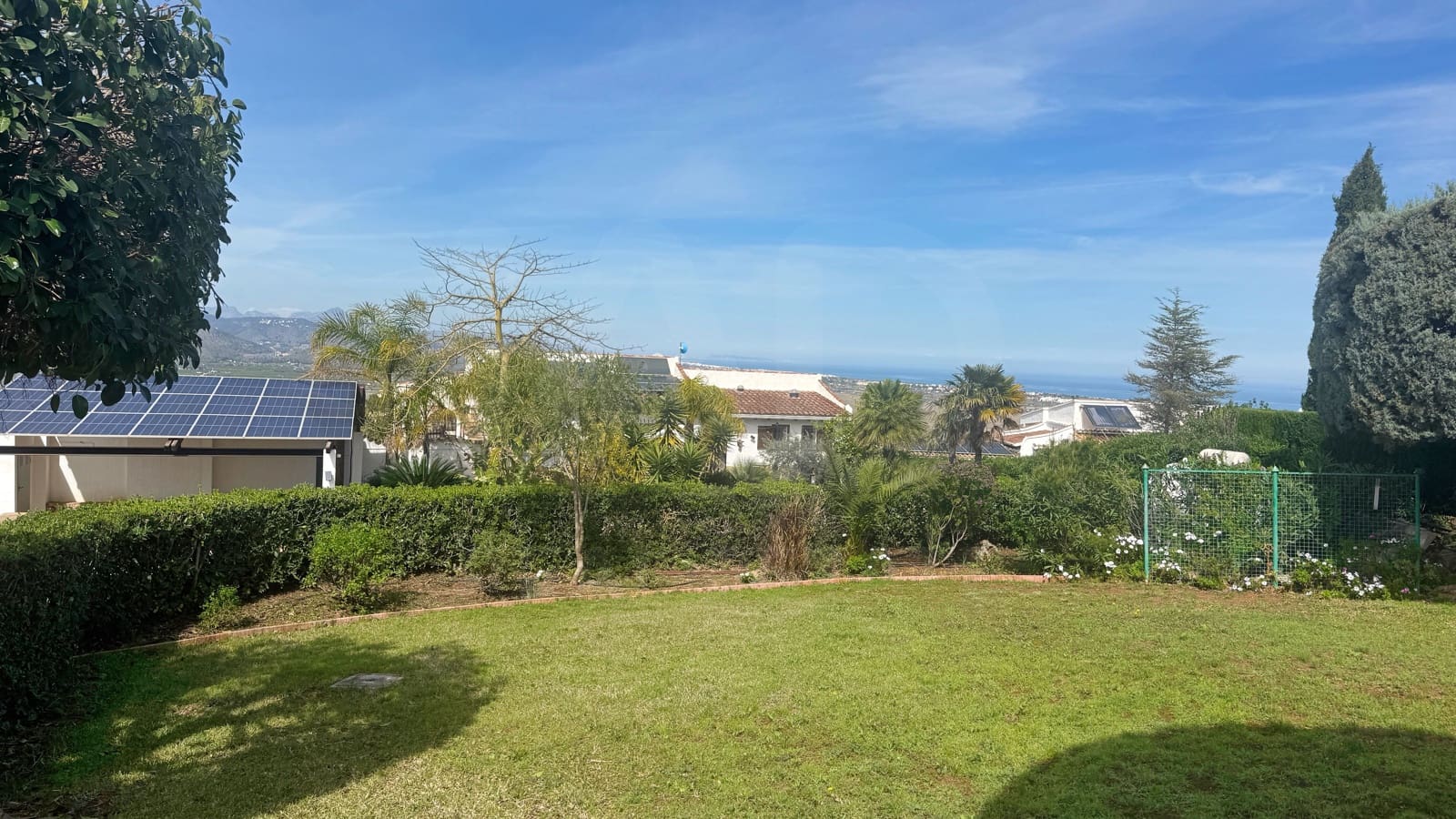 7 Zimmer Villa zu verkaufen in Rafol de Almunia mit Pool Garage - 750.000 € (Ref: 9988197)