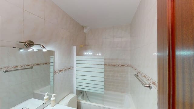 6 Zimmer Haus zu verkaufen in Canet de Mar - 450.000 € (Ref: 9988198)