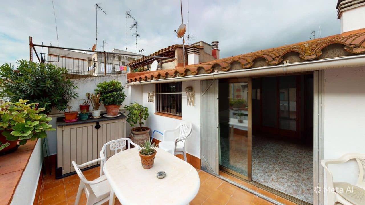 6 Zimmer Haus zu verkaufen in Barcelona Stadt - 450.000 € (Ref: 9988198)