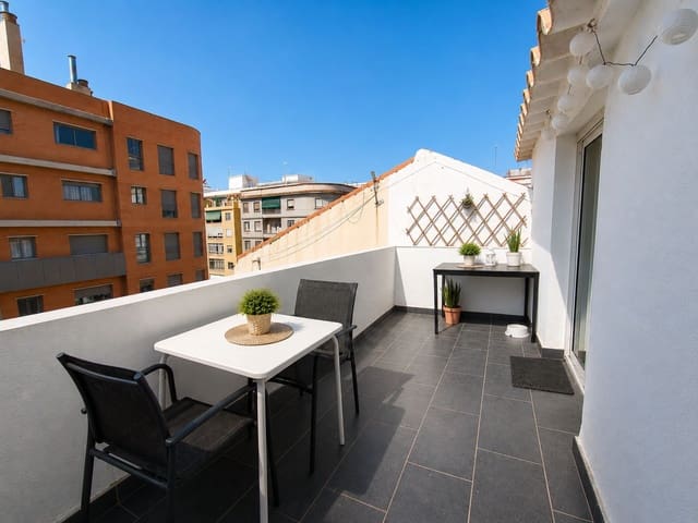 1 sypialnia Penthouse na sprzedaż w La Trinidad, Miasto Málaga - 225 000 € (Ref: 9988201)