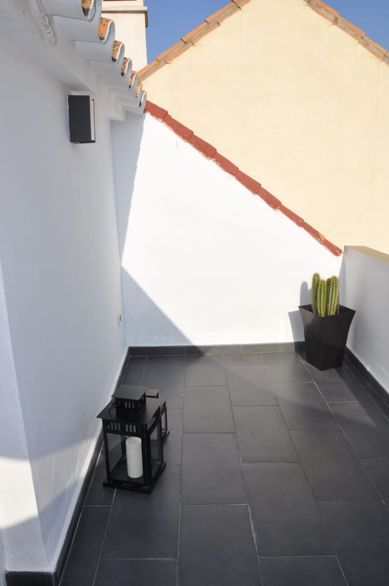 1 sypialnia Penthouse na sprzedaż w Miasto Malaga - 225 000 € (Ref: 9988201)