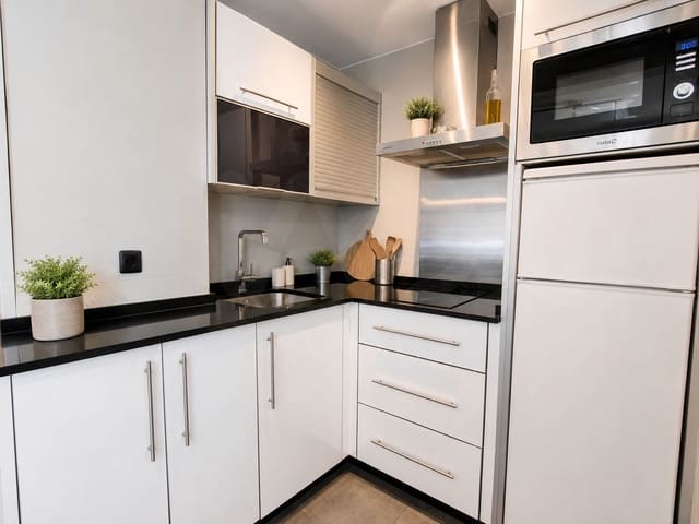 1 sypialnia Penthouse na sprzedaż w La Trinidad, Miasto Málaga - 225 000 € (Ref: 9988201)