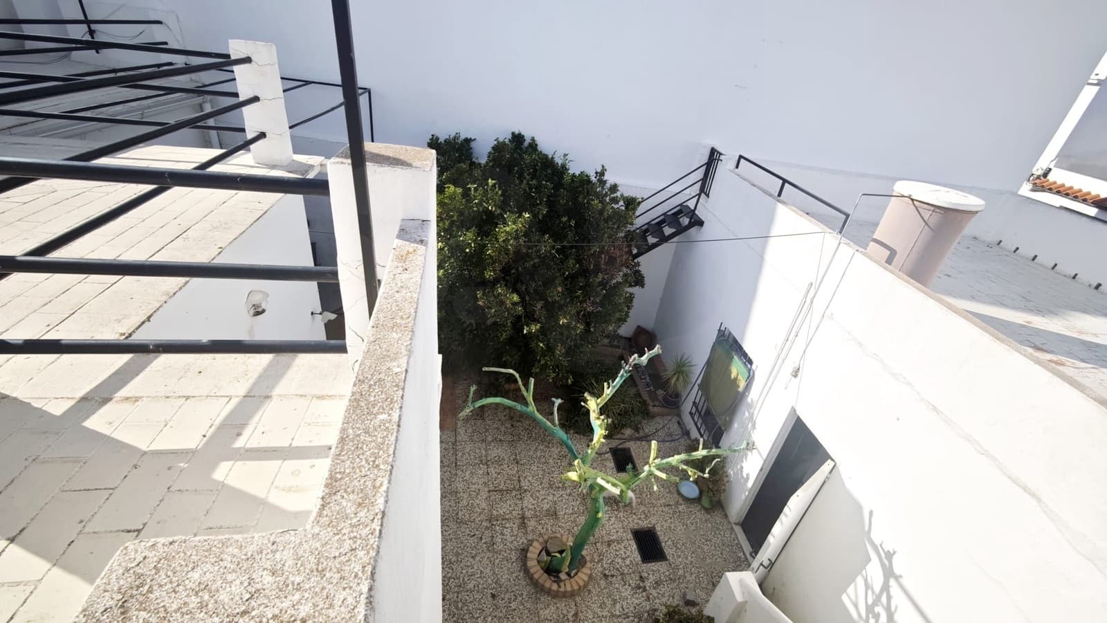 5 soverom Hus til salgs i Huelva by med garasje - € 265 000 (Ref: 9988202)