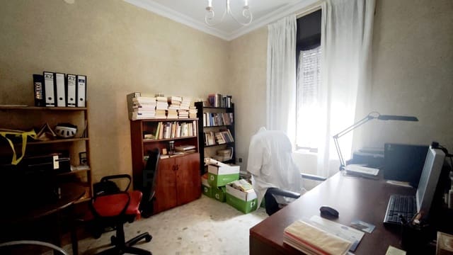 5 soverom Hus til salgs i Huelva by med garasje - € 265 000 (Ref: 9988202)
