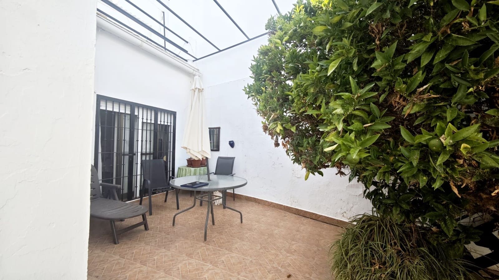 5 soverom Hus til salgs i Huelva by med garasje - € 265 000 (Ref: 9988202)