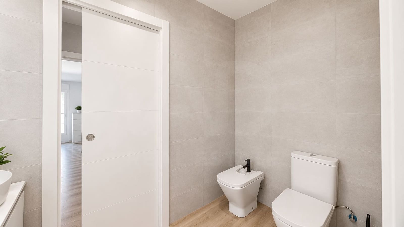 7 sypialnia Dom na sprzedaż w Miasto Barcelona z garażem - 575 000 € (Ref: 9988204)