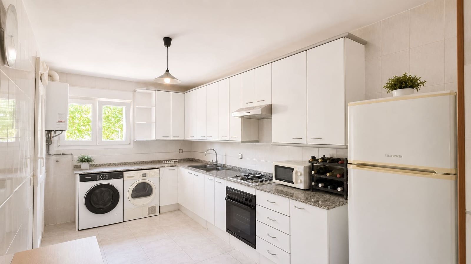7 sypialnia Dom na sprzedaż w Miasto Barcelona z garażem - 575 000 € (Ref: 9988204)