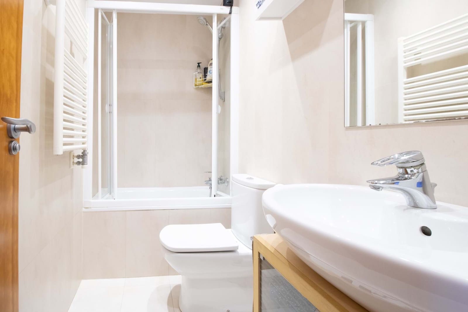 4 Zimmer Haus zu verkaufen in Barcelona Stadt mit Garage - 629.000 € (Ref: 9988208)
