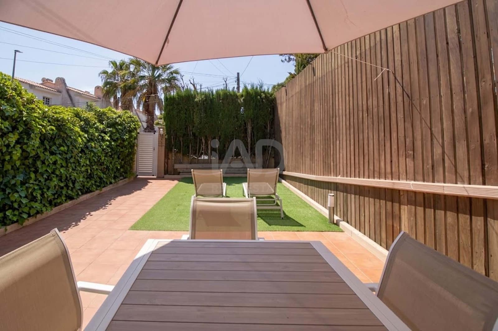 4 Zimmer Haus zu verkaufen in Barcelona Stadt mit Garage - 629.000 € (Ref: 9988208)
