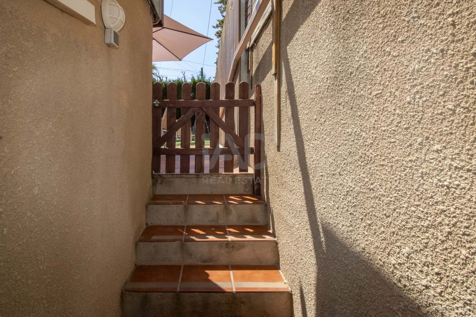 4 Zimmer Haus zu verkaufen in Barcelona Stadt mit Garage - 629.000 € (Ref: 9988208)