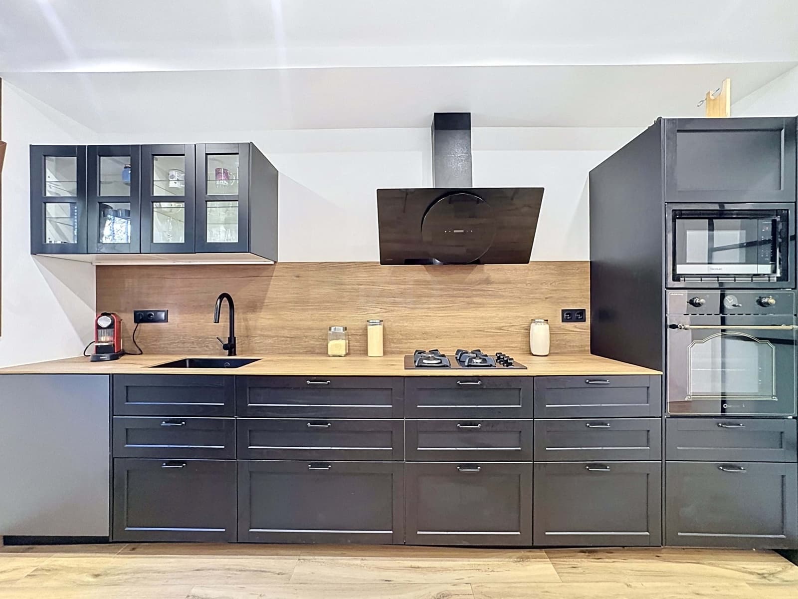 5 slaapkamer Huis te koop in Barcelona stad - € 620.000 (Ref: 9988210)