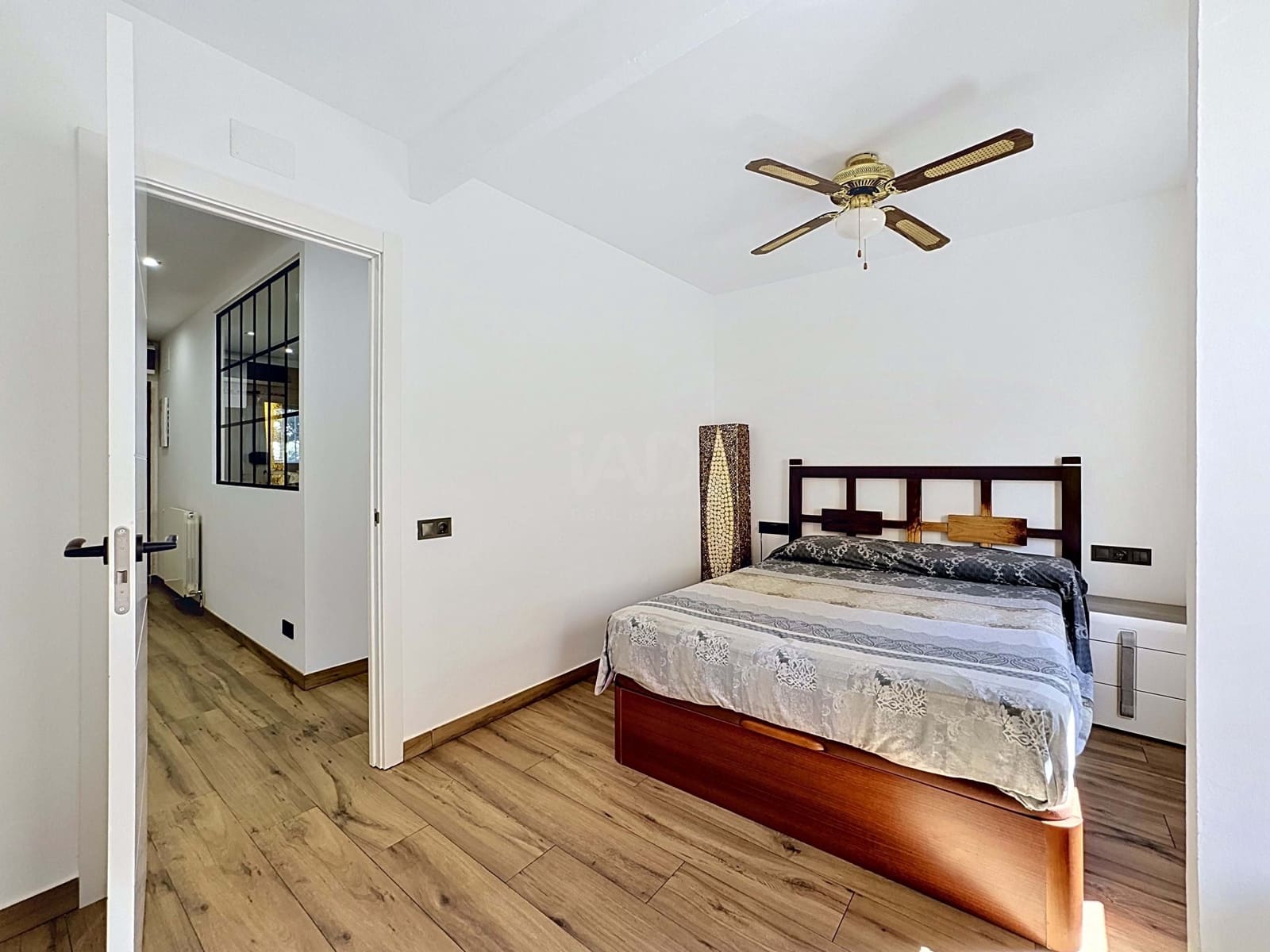 5 slaapkamer Huis te koop in Barcelona stad - € 620.000 (Ref: 9988210)