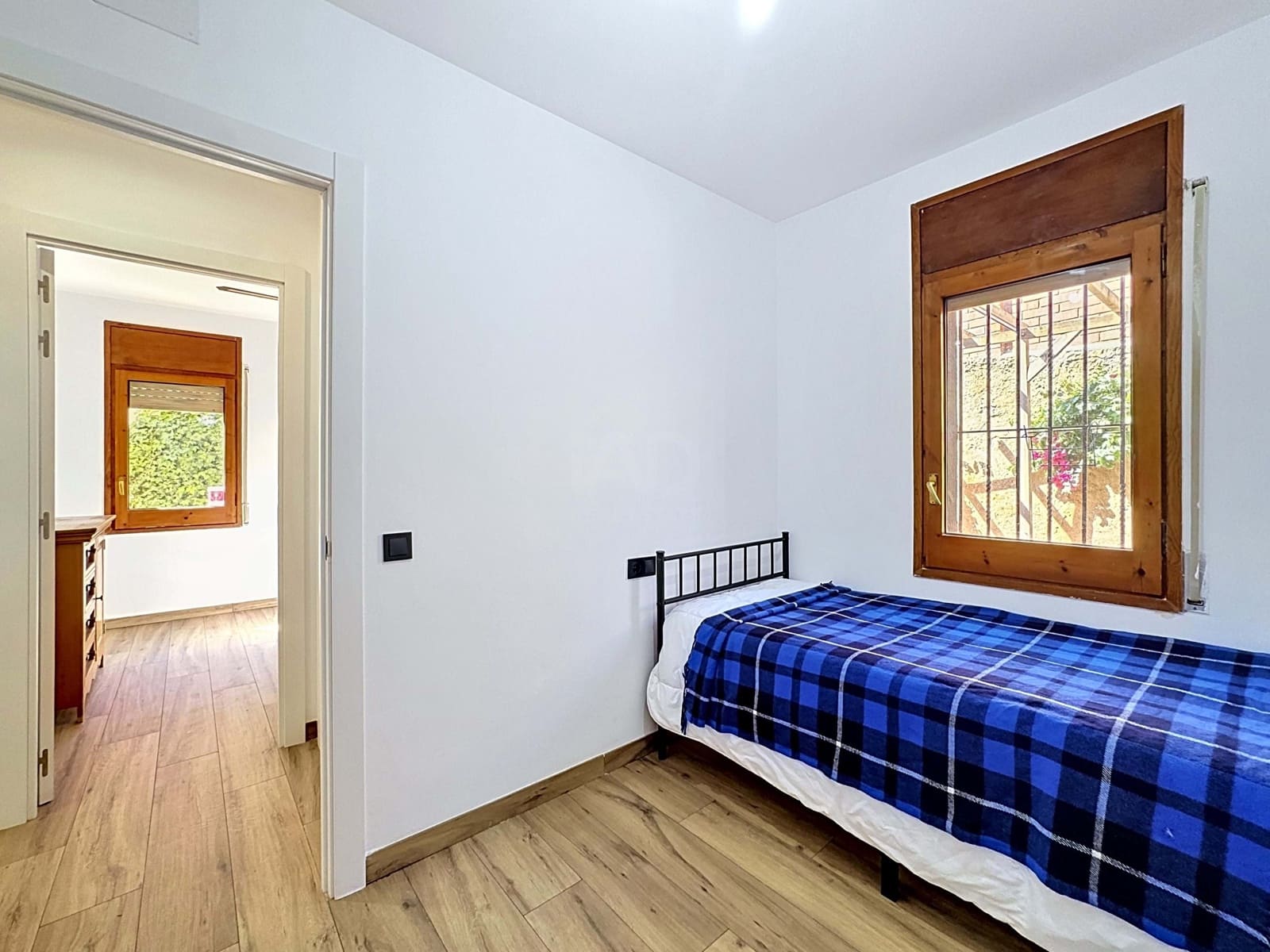5 slaapkamer Huis te koop in Barcelona stad - € 620.000 (Ref: 9988210)