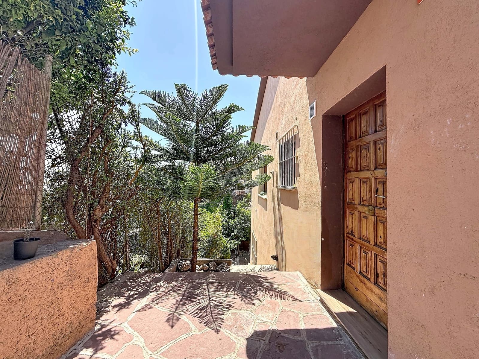 5 slaapkamer Huis te koop in Barcelona stad - € 620.000 (Ref: 9988210)