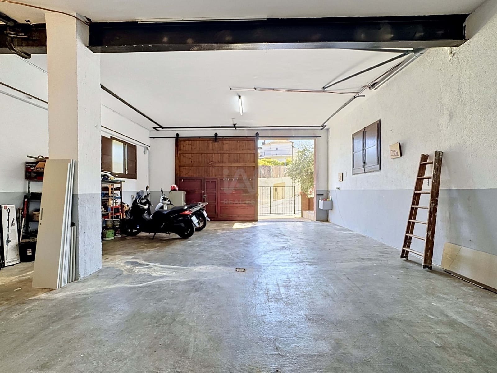 5 slaapkamer Huis te koop in Barcelona stad - € 620.000 (Ref: 9988210)