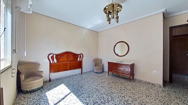 4 chambre Appartement à vendre à Vila-real - 110 000 € (Ref: 9988211)