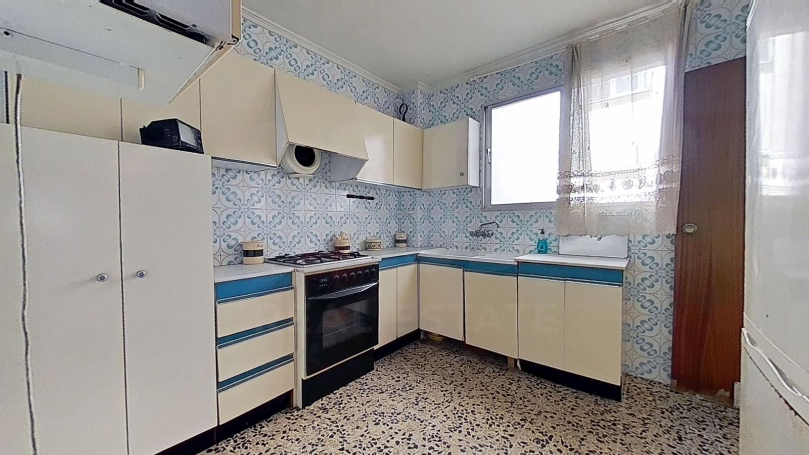 4 chambre Appartement à vendre à Vila-real - 110 000 € (Ref: 9988211)