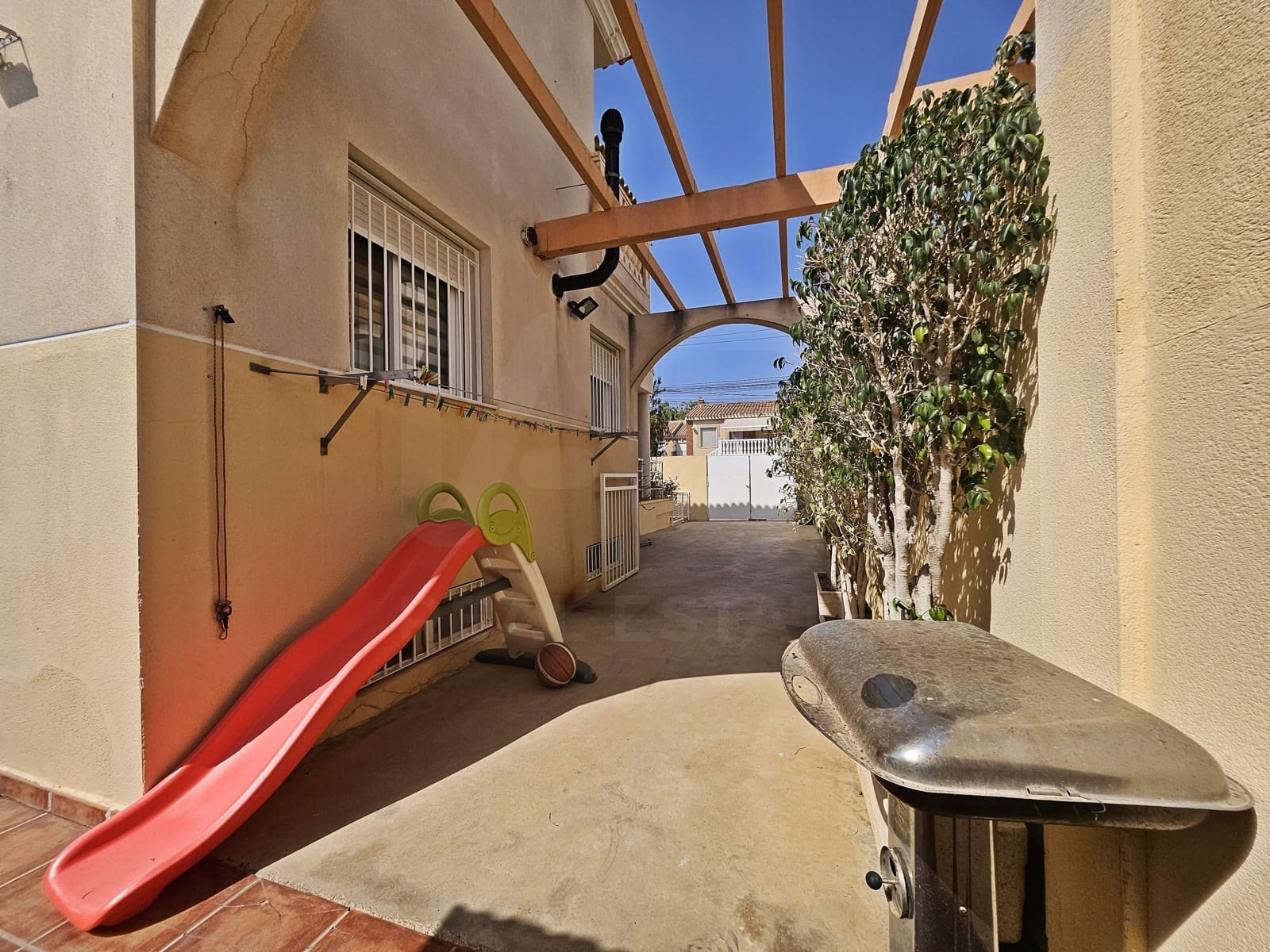 4 Zimmer Haus zu verkaufen in Calabardina - 290.000 € (Ref: 9988213)