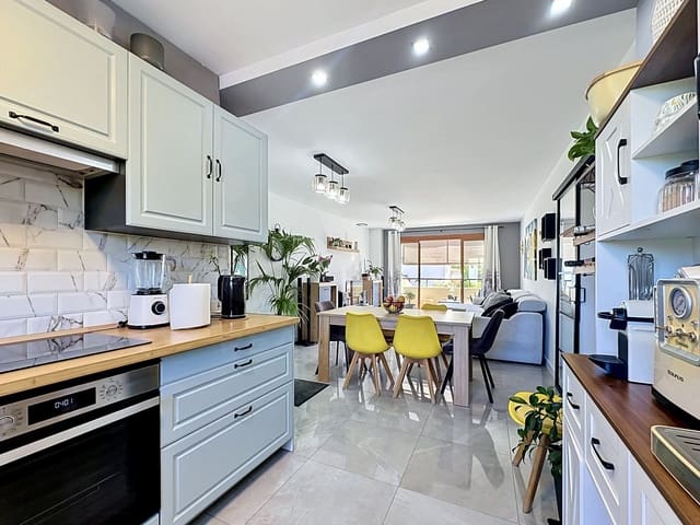 3 slaapkamer Appartement te koop in Port de Pollença, Pollensa / Pollença - € 550.000 (Ref: 9988216)