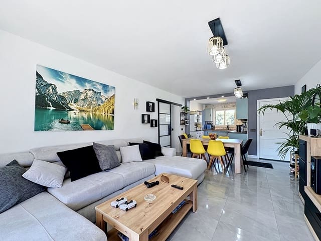 3 slaapkamer Appartement te koop in Port de Pollença, Pollensa / Pollença - € 550.000 (Ref: 9988216)