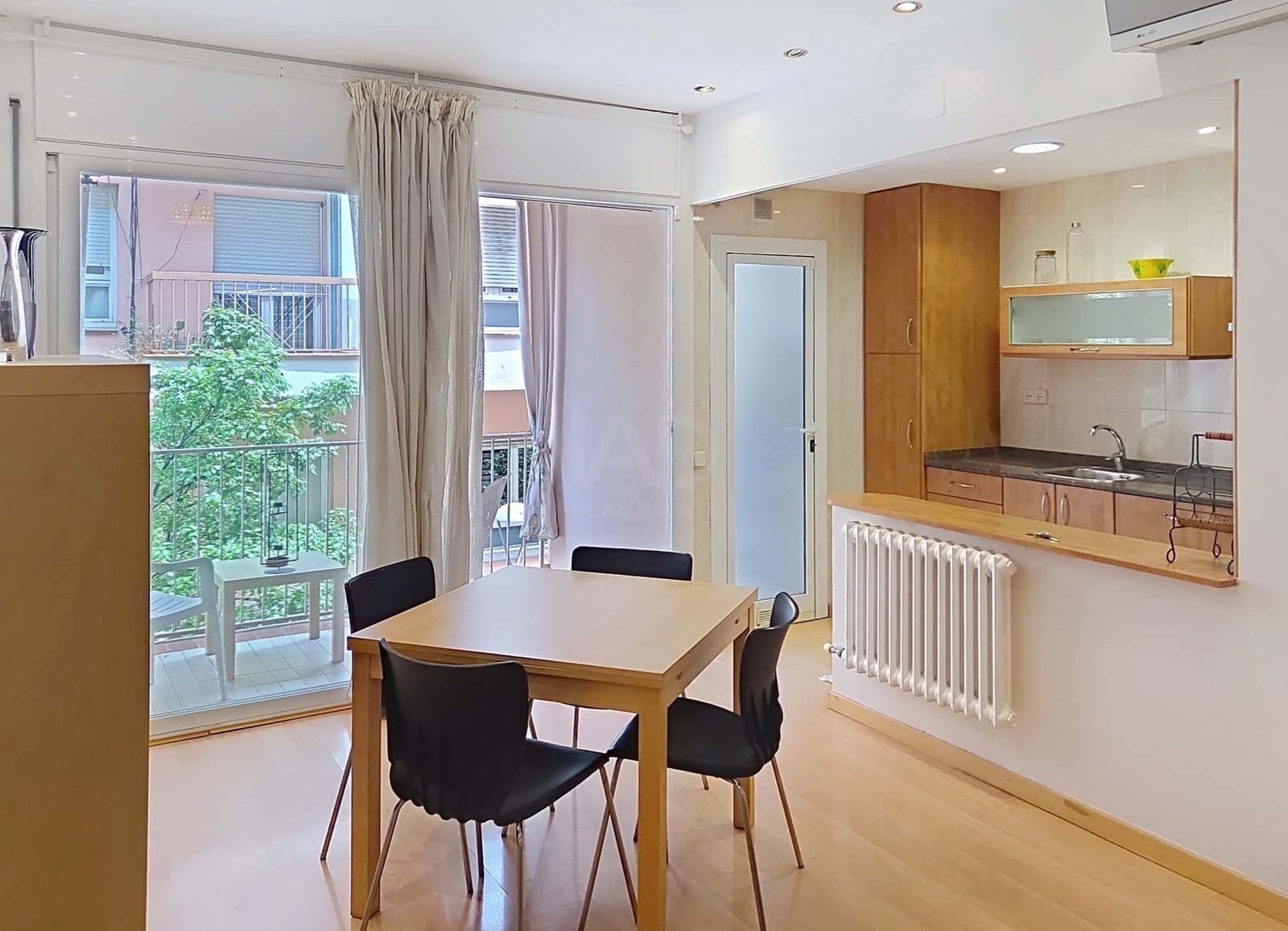 3 makuuhuone Huoneisto myytävänä paikassa Barcelona kaupunki - 495 000 € (Ref: 9988218)