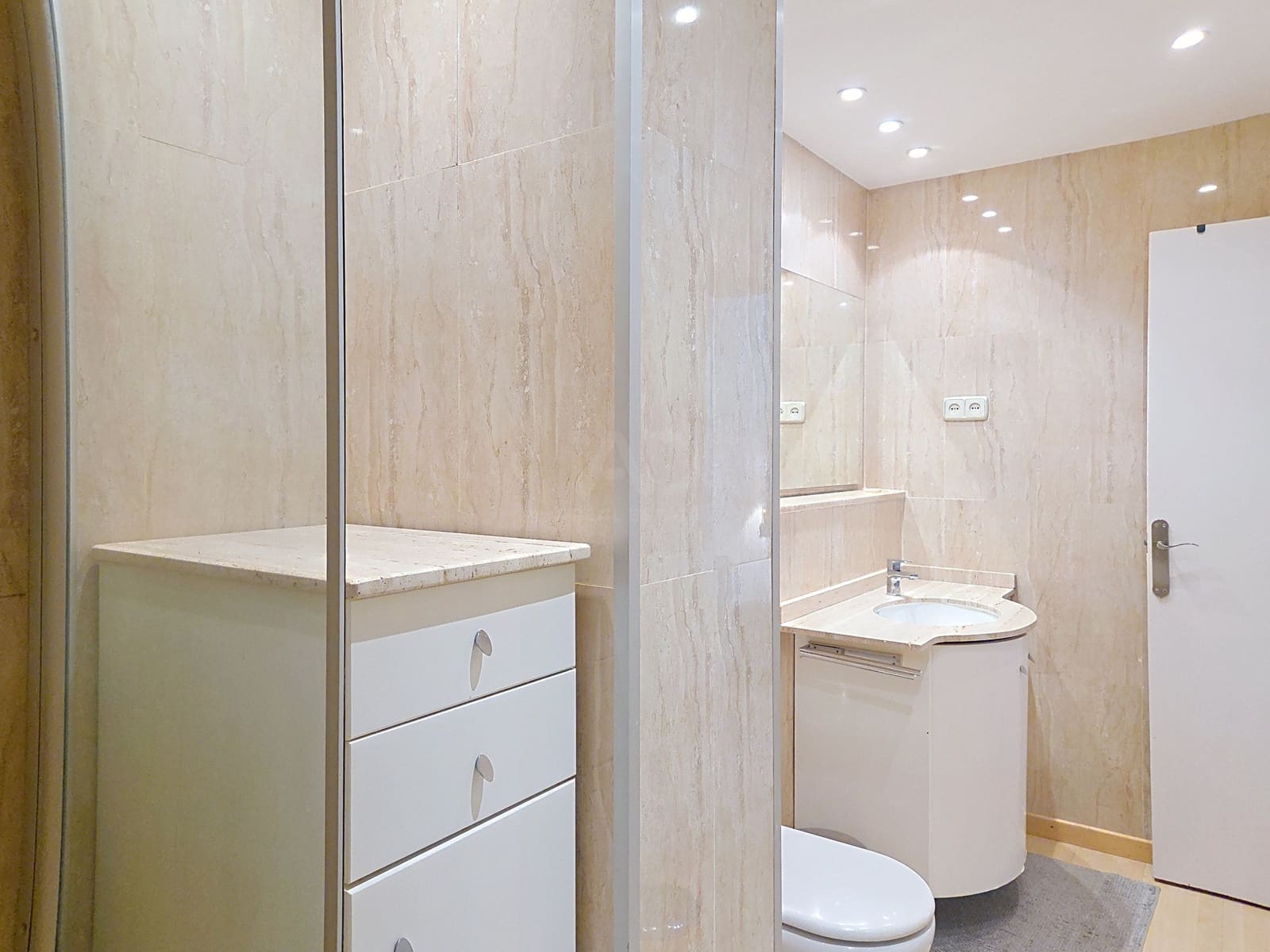 3 makuuhuone Huoneisto myytävänä paikassa Barcelona kaupunki - 495 000 € (Ref: 9988218)