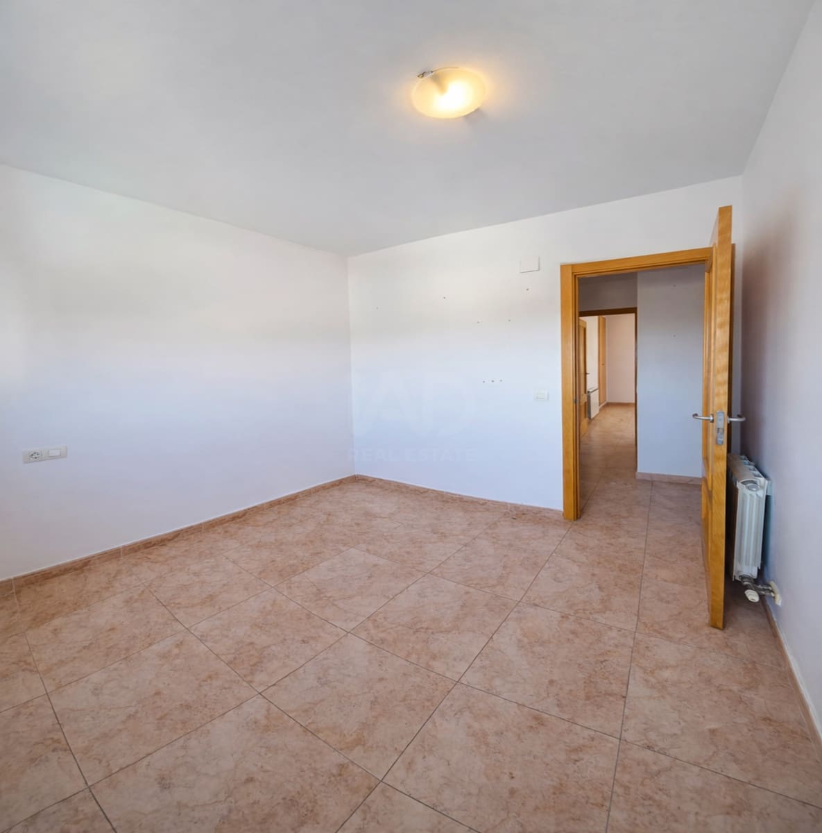 3 slaapkamer Rijtjeshuis te koop in Tarragona stad - € 210.000 (Ref: 9988220)