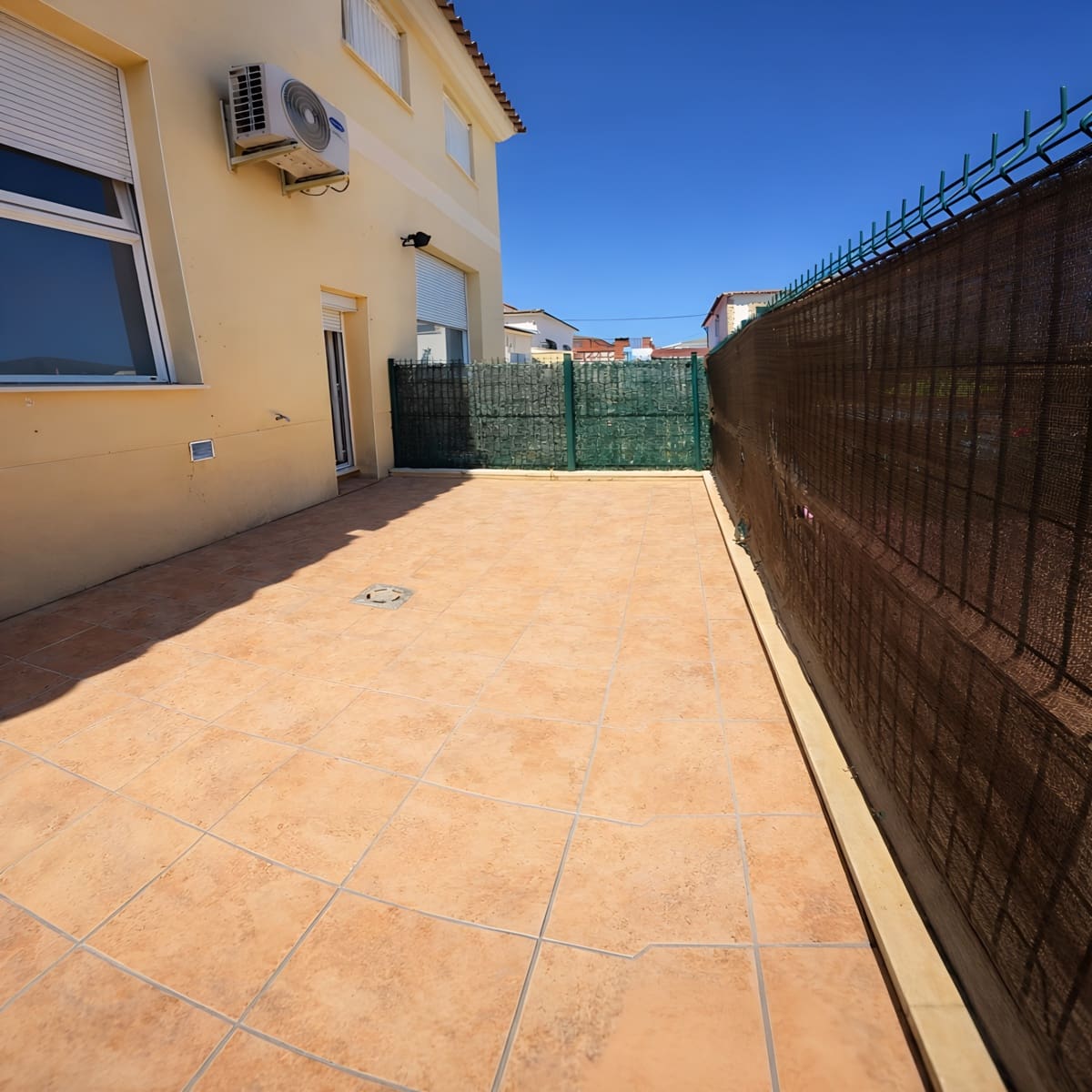 3 slaapkamer Rijtjeshuis te koop in Tarragona stad - € 210.000 (Ref: 9988220)
