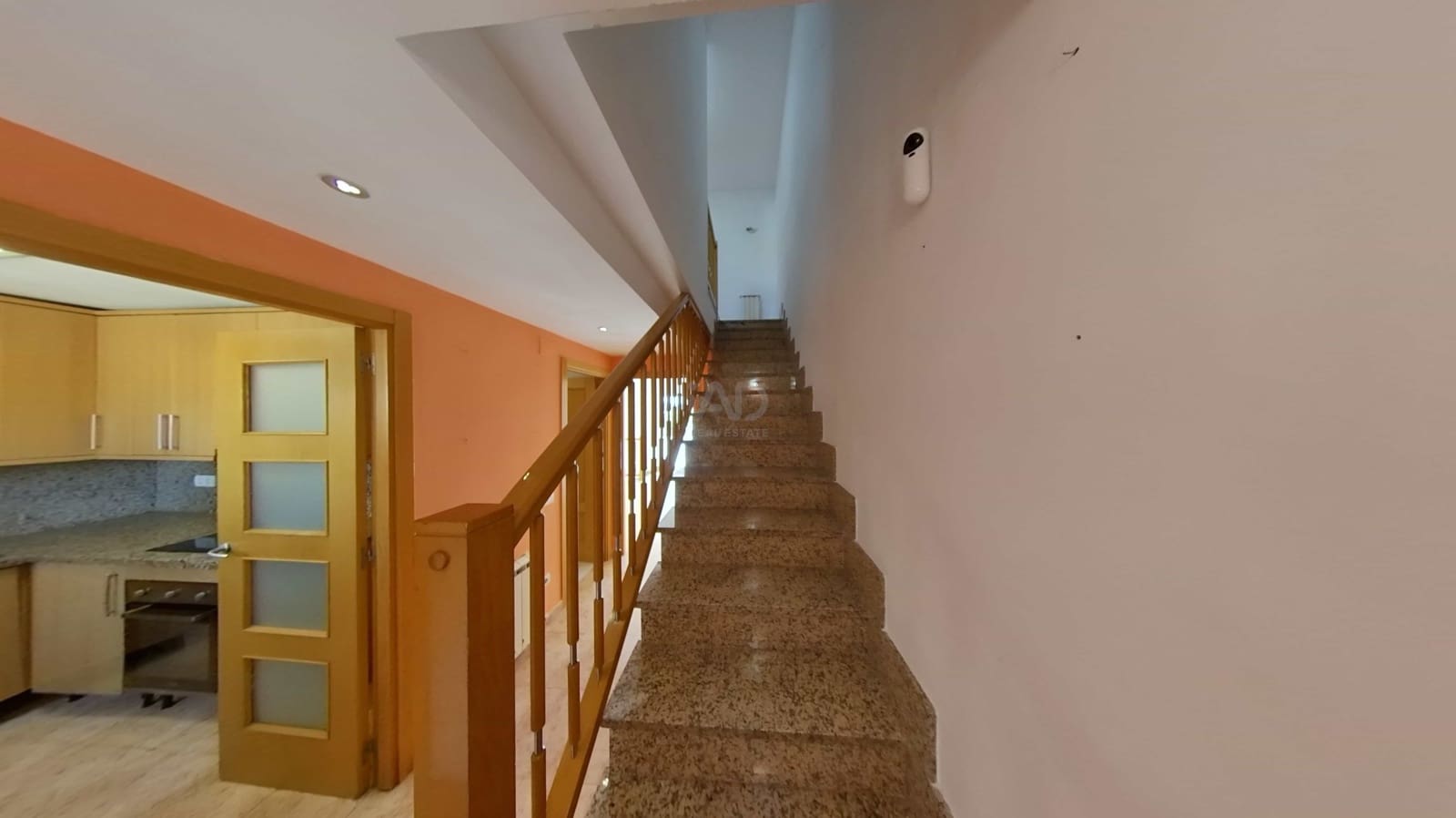 3 slaapkamer Rijtjeshuis te koop in Tarragona stad - € 210.000 (Ref: 9988220)