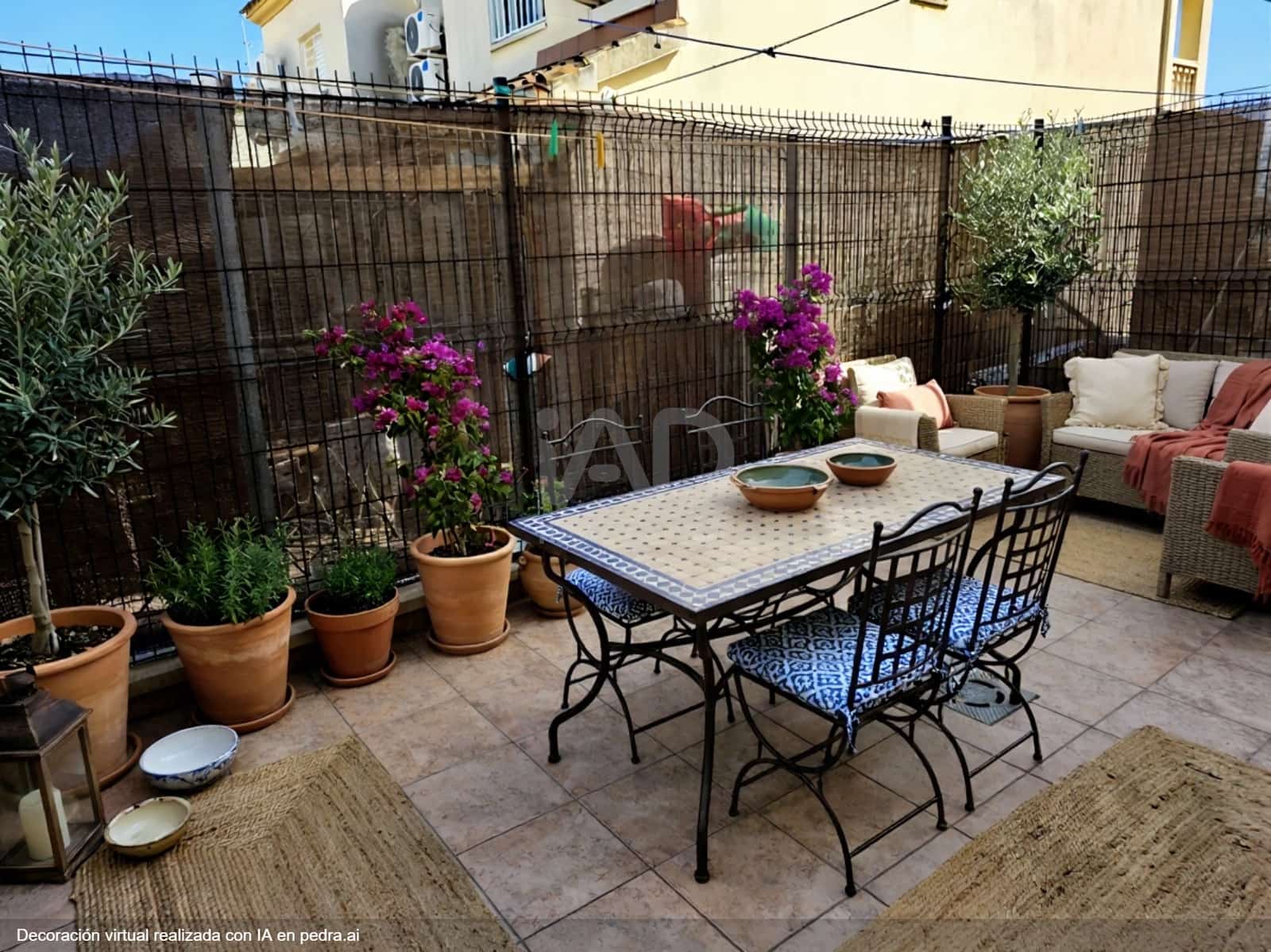 3 slaapkamer Rijtjeshuis te koop in Tarragona stad - € 210.000 (Ref: 9988220)